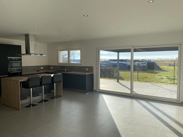 Villa contemporaine & lumineuse – Prestations haut de gamme 142 m² – A