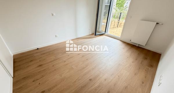 Location Appartement 2 pièces 43.6 m² - Châtenay-malabry 92290