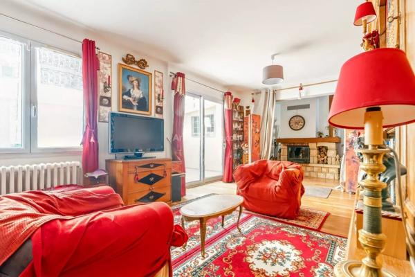 Vente                                                      Maison
                        
                     7 pièces                      154 m2                     à Thorigny-sur-Marne