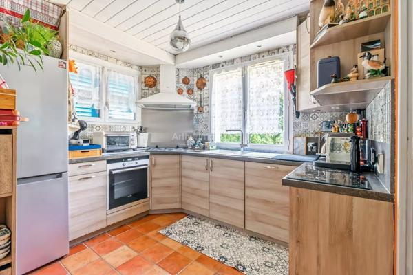 Vente                                                      Maison
                        
                     7 pièces                      154 m2                     à Thorigny-sur-Marne
