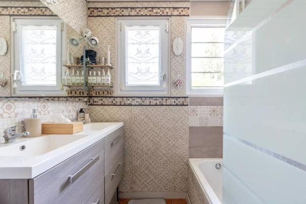 Vente                                                      Maison
                        
                     7 pièces                      154 m2                     à Thorigny-sur-Marne