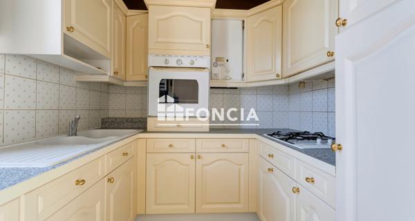 À vendre Appartement 5 pièces 76.84 m² - Laon 02000