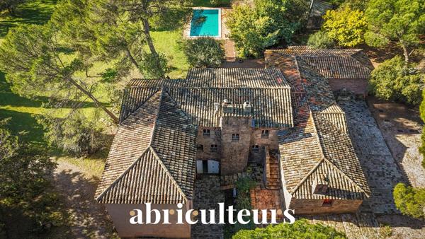 Mas d’exception signé 300 m² Domaine confidentiel de 1 hectare Saint-Raphaël