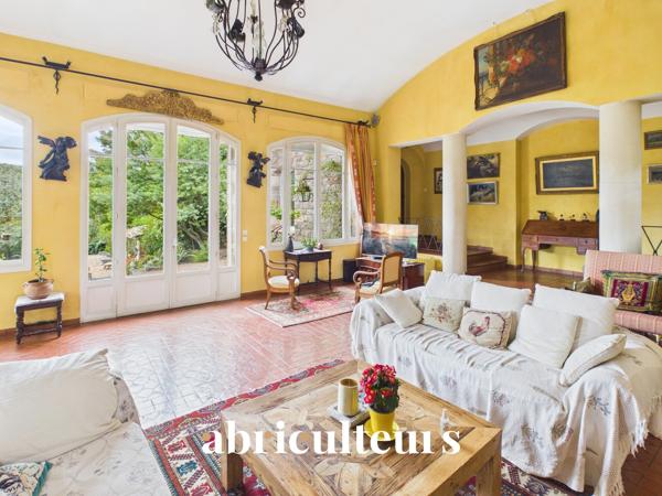 Mas d’exception signé 300 m² Domaine confidentiel de 1 hectare Saint-Raphaël