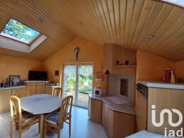 Maison à vendre 8 pièces 265 m² Carhaix-Plouguer