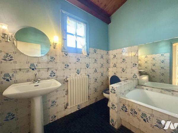 Maison Familiale - 4 Chambres / A rénover - MACHECOUL