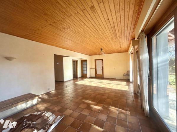 Maison Familiale - 4 Chambres / A rénover - MACHECOUL