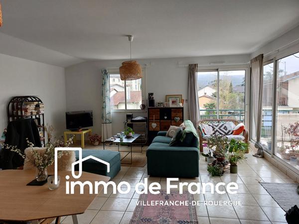 Appartement T3  70.28m² garage, parking, terrasse et jardinet.