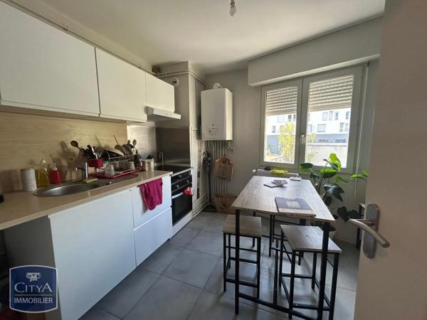 Appartement à louer 2 pièces 56m² Clermont-Ferrand (63100)
