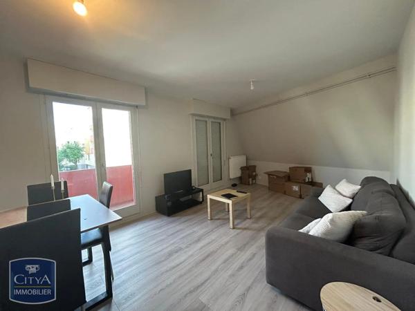 Appartement à louer 2 pièces 56m² Clermont-Ferrand (63100)