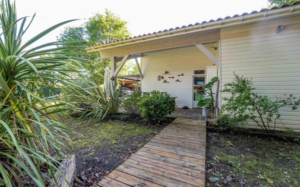 Maison à vendre    4 pièces •  Sainte-Eulalie-en-Born