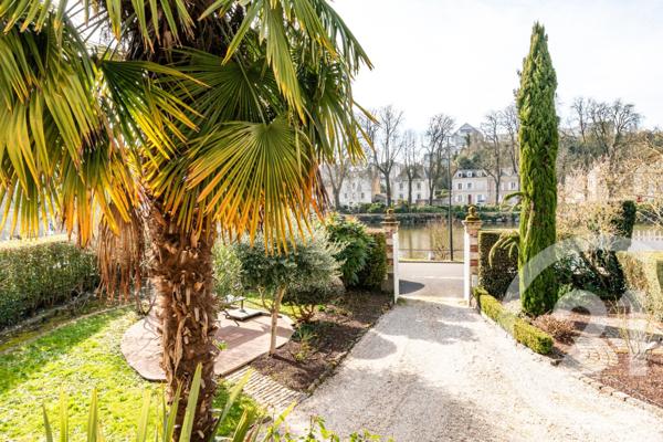 Maison à vendre  9 pièces - 201,55 m2 LAVAL - 53