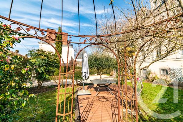 Maison à vendre  9 pièces - 201,55 m2 LAVAL - 53