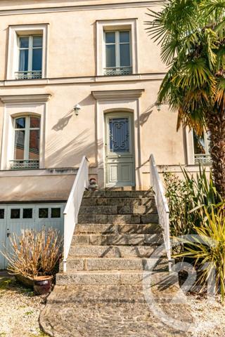 Maison à vendre  9 pièces - 201,55 m2 LAVAL - 53