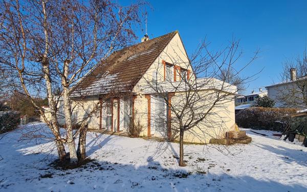 Maison à vendre    5 pièces • 122,60 m2 Courcouronnes