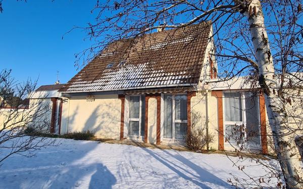 Maison à vendre    5 pièces • 122,60 m2 Courcouronnes