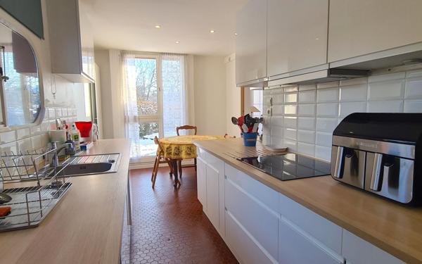 Maison à vendre    5 pièces • 122,60 m2 Courcouronnes