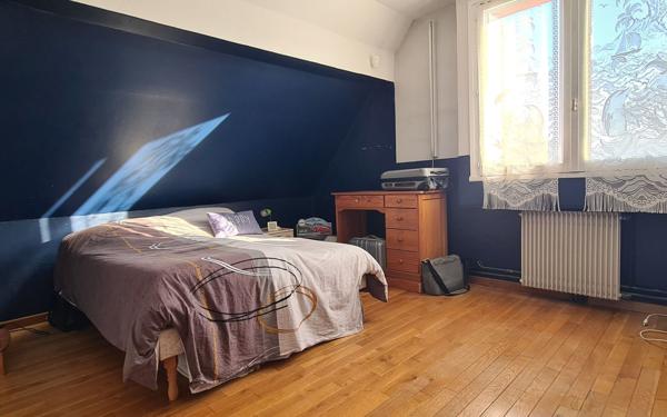 Maison à vendre    5 pièces • 122,60 m2 Courcouronnes