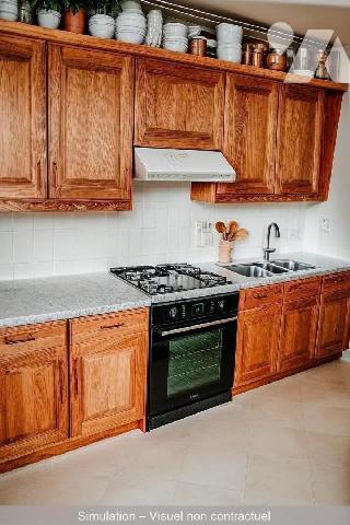 EXCLUSIF 
Jardin  Gabrielli avec sa cave et  son garage ainsi qu'un beau balcon.
Appartement ...