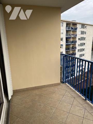 EXCLUSIF 
Jardin  Gabrielli avec sa cave et  son garage ainsi qu'un beau balcon.
Appartement ...