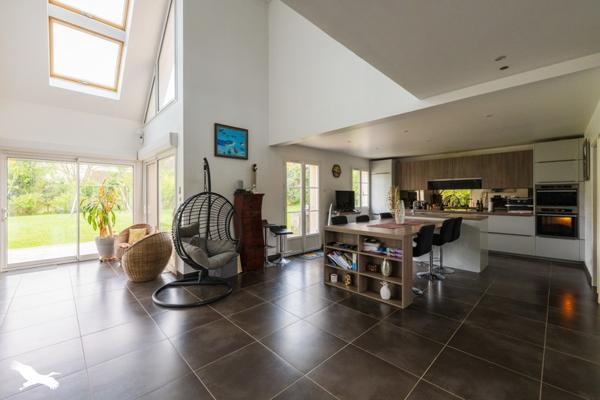 Maison à vendre |  Bachivillers |  9 pièces | 236 m²