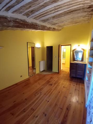 ROUSSET - Maison de ville T5 avec parking