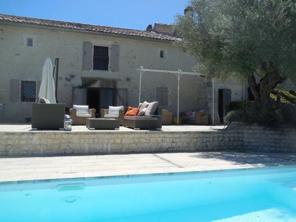 Grande maison avec piscine