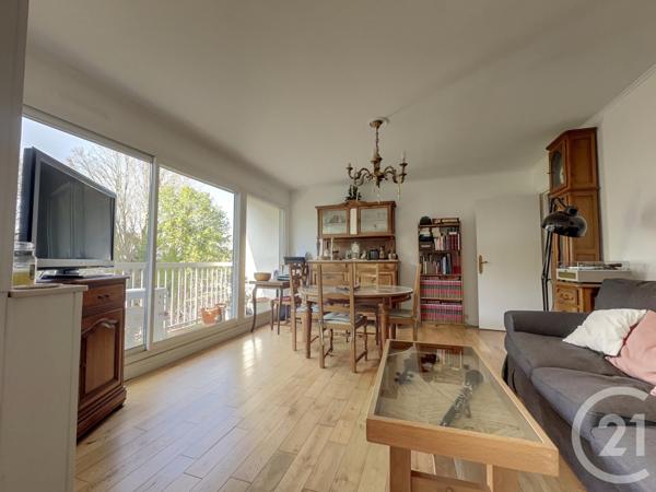 Appartement F3 à vendre  3 pièces - 66,80 m2 BOUGIVAL - 78