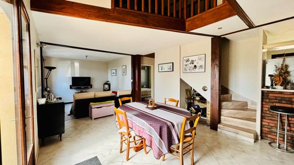 Maison Familiale Au Calme, Dans Un Cadre Verdoyant - Assérac