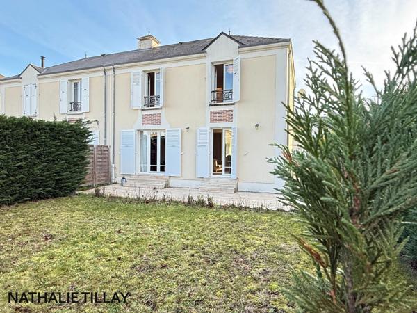 Maison a vendre, Orléans Dauphine, rénovée, 4 pieces, jardin, garage et stationnements.