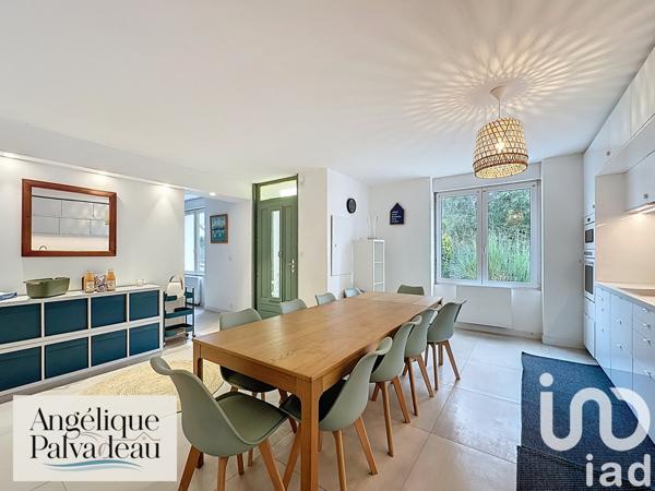 House for sale 12 rooms 185 m² Clohars-Carnoët