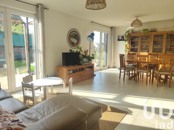 Maison à vendre 5 pièces 94 m² Ollainville