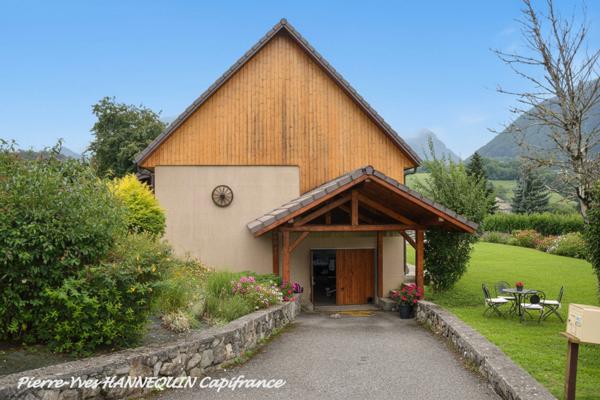 Maison 3 chambres 1 bureau 1 dressing