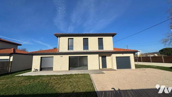 PINS-JUSTARET – FRAIS DE NOTAIRE INCLUS – Villa T5 113 m² + Double garage – Terrain 543 m²