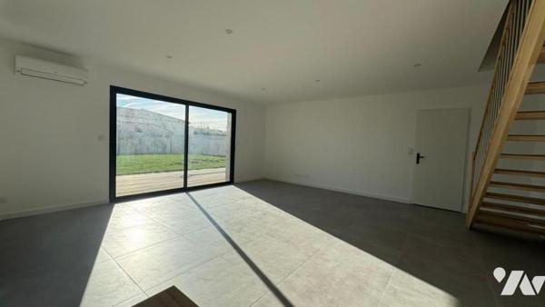 PINS-JUSTARET – FRAIS DE NOTAIRE INCLUS – Villa T5 113 m² + Double garage – Terrain 543 m²