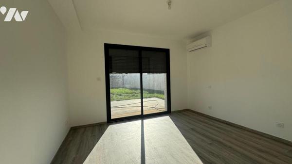 PINS-JUSTARET – FRAIS DE NOTAIRE INCLUS – Villa T5 113 m² + Double garage – Terrain 543 m²