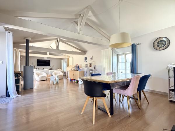 Maison 4 pièce(s) 3 chambre(s) 141 m²