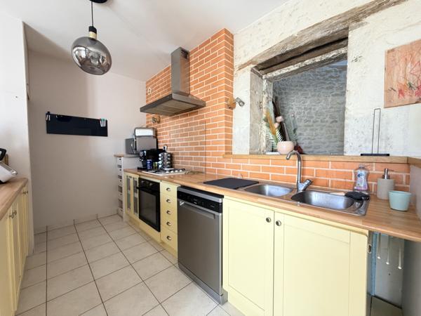 Maison 4 pièce(s) 3 chambre(s) 141 m²
