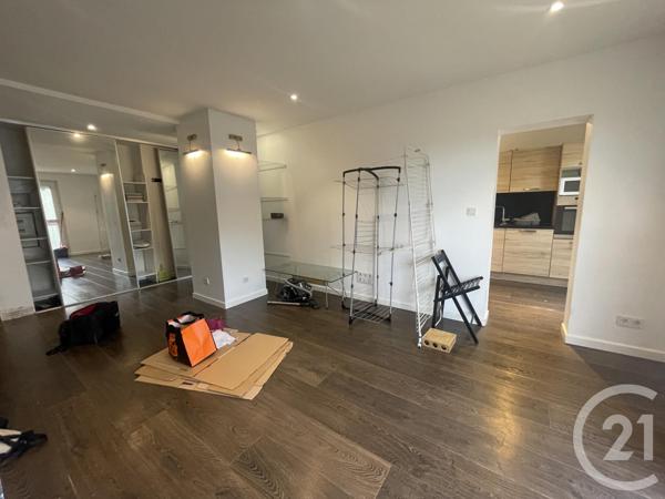 Appartement T3 à vendre  3 pièces - 61,64 m2 ST FONS - 69
