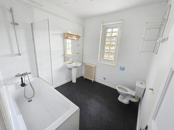 Appartement spacieux, lumineux, vue sur la Touques et Basilique
