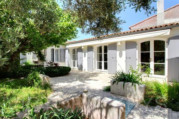 Maison 3 suites à vendre à La Couarde-sur-Mer – jardin et garage