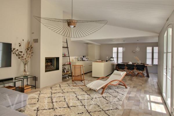 Maison 3 suites à vendre à La Couarde-sur-Mer – jardin et garage