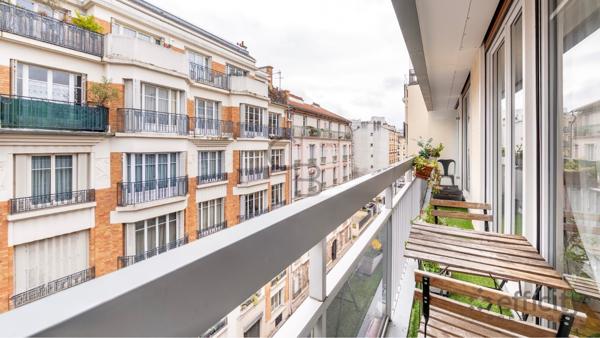 Appartement
         4 pièces
        - 86 m² 739 000 € *