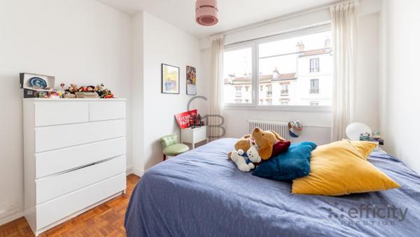 Appartement
         4 pièces
        - 86 m² 739 000 € *