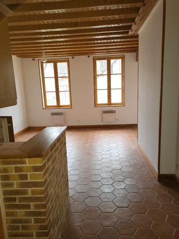 Appartement F1BIS 1ER ETAGE CENTRE GAILLON