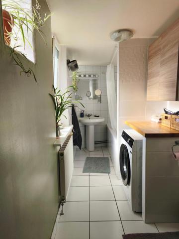 Proche centre et gare, cachet de l'ancien et jolis volumes!