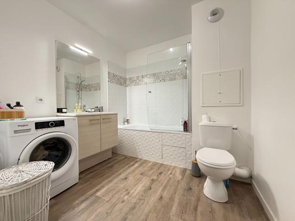 A Vendre Meaux  Appartement 2 pièce(s), balcon et parking .