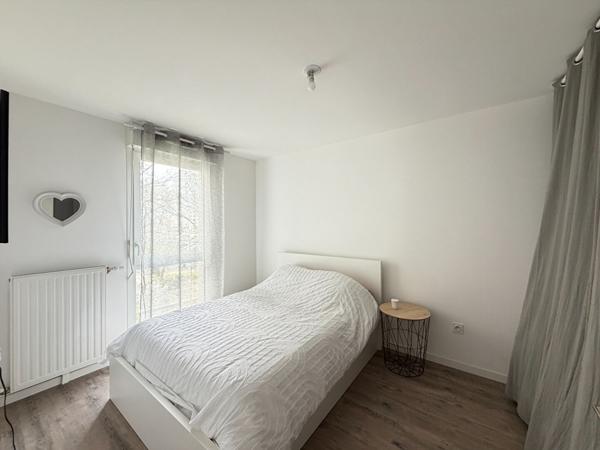 A Vendre Meaux  Appartement 2 pièce(s), balcon et parking .