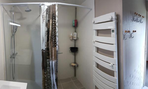 Maison à vendre P5 -160m2- Terrain 4044m2-Dépendances -Proche Astaffort