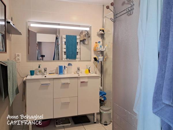 Maison à vendre P5 -160m2- Terrain 4044m2-Dépendances -Proche Astaffort